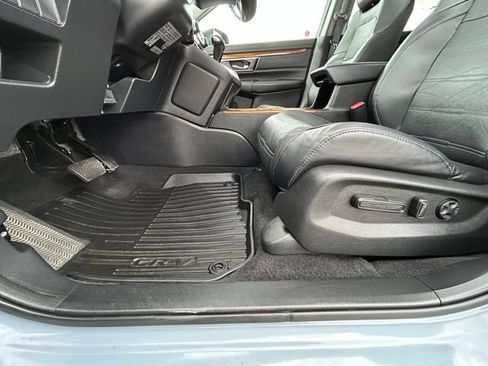 Used 2020 Honda CR-V Touring image 30
