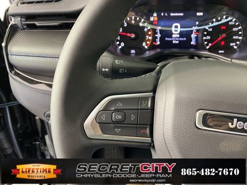 New 2026 Jeep Compass Latitude image 15