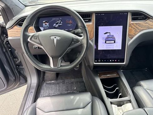 Used 2019 Tesla Model X Long Range AWD/4WD image 18