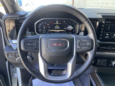 Used 2023 GMC Sierra 1500 Elevation AWD/4WD image 19