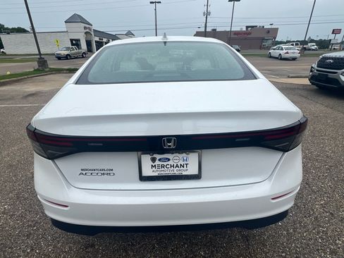 New 2026 Honda Accord LX image 8