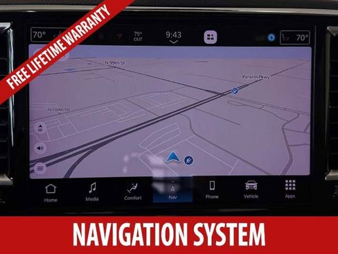 Used 2021 Chrysler Pacifica Limited w/ Premium & Safety Sphere Group FWD image 16