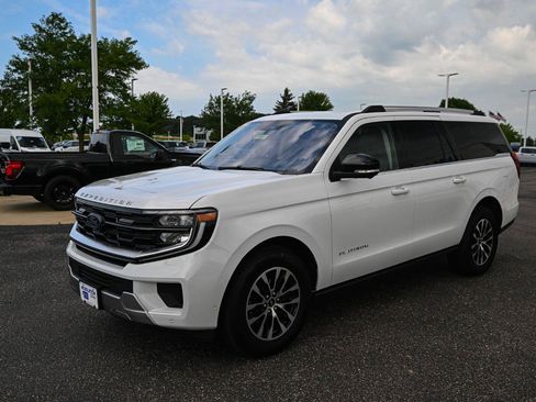 Used 2025 Ford Expedition Max Platinum AWD/4WD image 9
