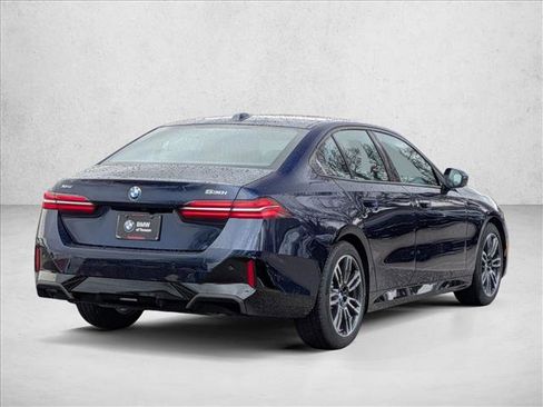 New 2026 BMW 530i xDrive w/ M Sport Package AWD/4WD image 2
