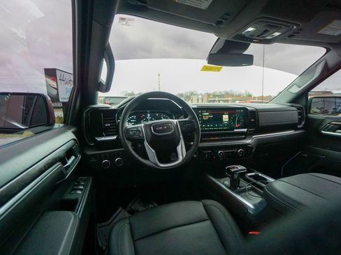 Used 2024 GMC Sierra 1500 SLT w/ SLT Premium Plus Package image 14