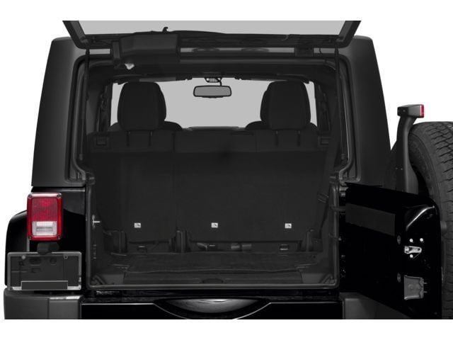 Used 2018 Jeep Wrangler Unlimited Sahara w/ Connectivity Group AWD/4WD image 32