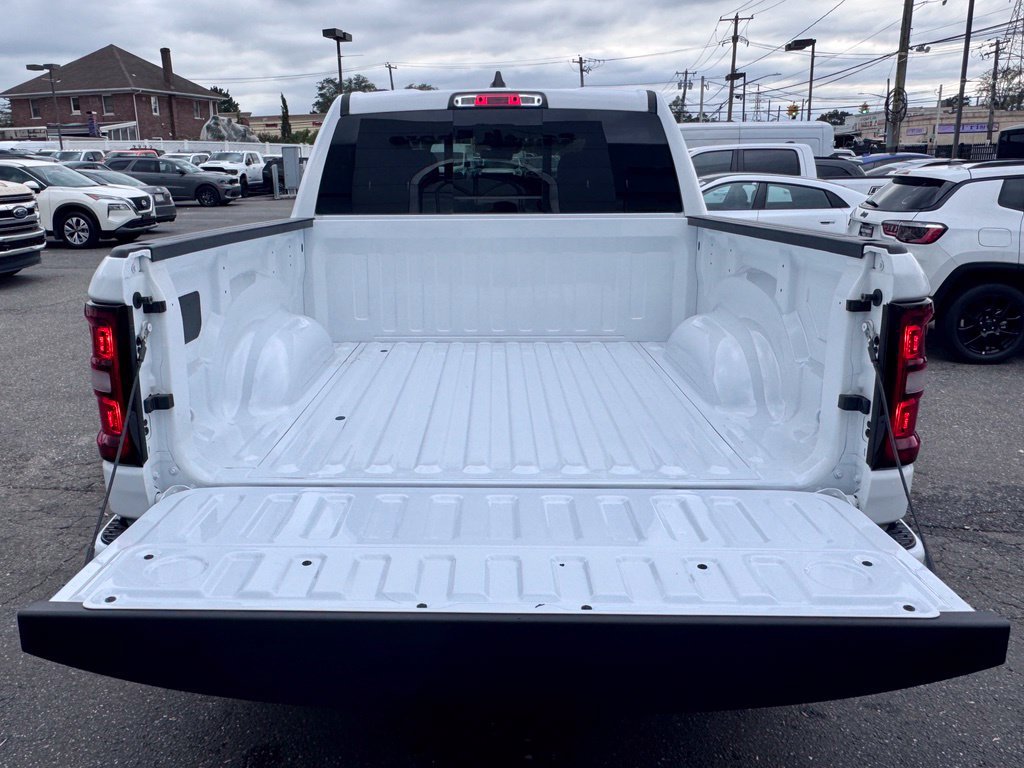 Used 2026 RAM 1500 Express AWD/4WD image 7