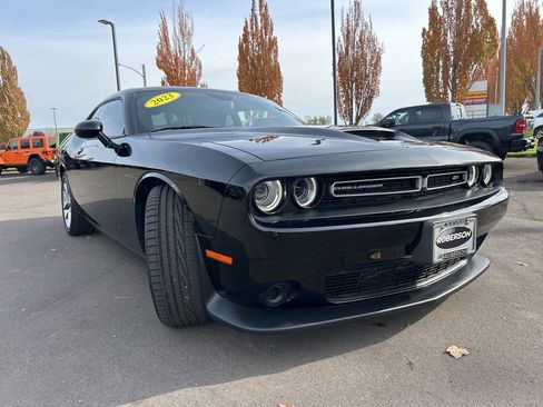 Certified 2023 Dodge Challenger GT image 7