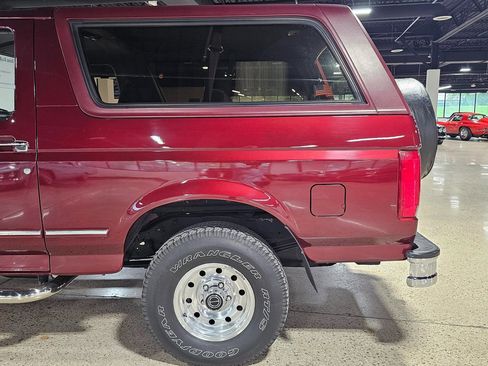 Used 1996 Ford Bronco XLT image 20