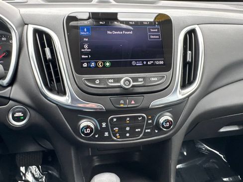 Used 2023 Chevrolet Equinox LT FWD image 17