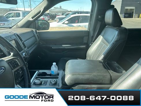 Used 2021 Ford Expedition XLT AWD/4WD image 4