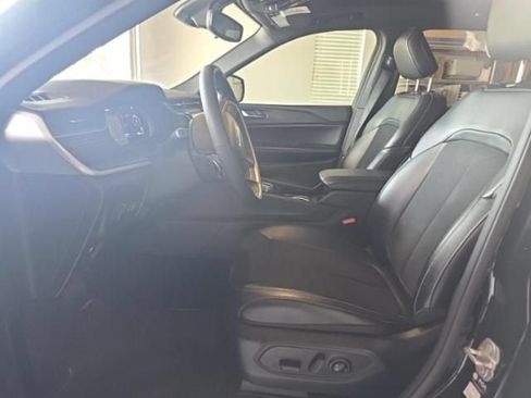 Used 2023 Jeep Grand Cherokee L Laredo AWD/4WD image 3