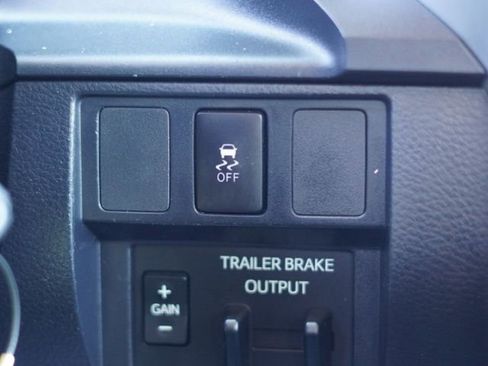 Used 2019 Toyota Tundra SR5 image 32