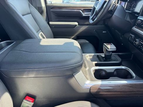 Certified 2025 Chevrolet Silverado 1500 LT Trail Boss AWD/4WD image 7
