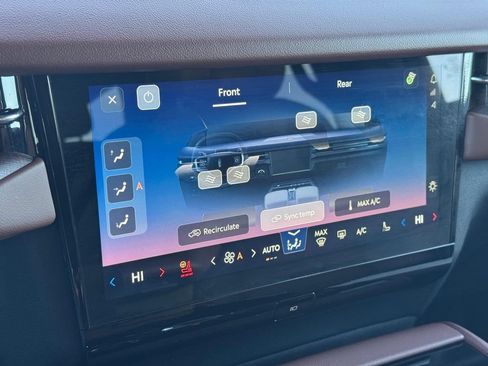 Certified 2025 Lincoln Navigator L Reserve AWD/4WD image 21