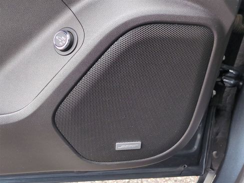 Certified 2019 GMC Acadia SLT image 25