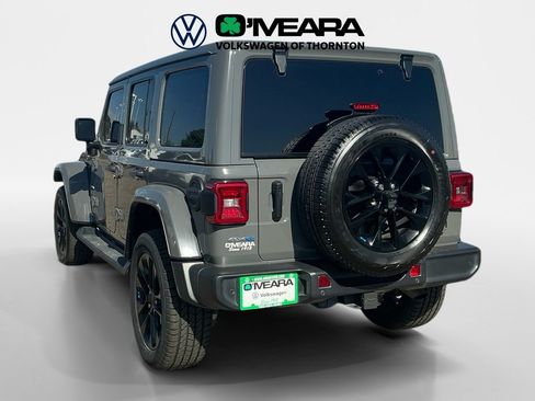 Used 2022 Jeep Wrangler Unlimited Sahara w/ Cold Weather Group AWD/4WD image 3