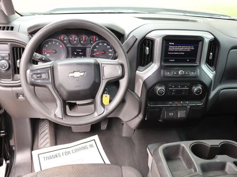 Used 2020 Chevrolet Silverado 1500 Custom w/ Custom Value Package RWD image 18