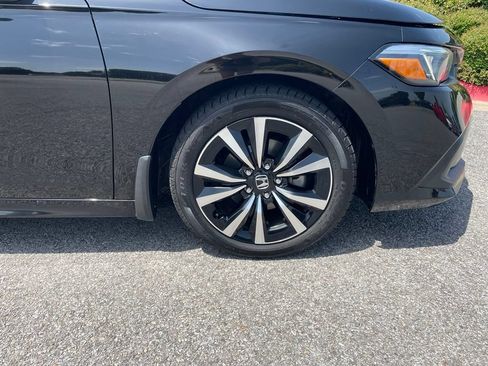 Used 2023 Honda Civic EX image 32