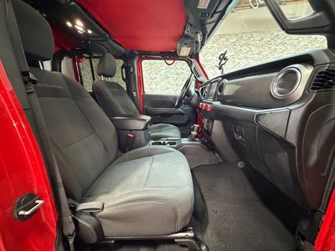 Used 2020 Jeep Gladiator Overland AWD/4WD image 9