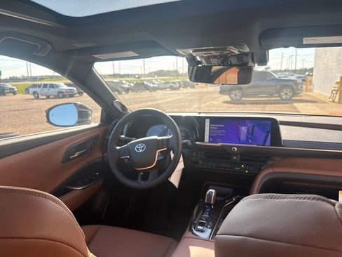 New 2026 Toyota Crown Signia Limited image 30