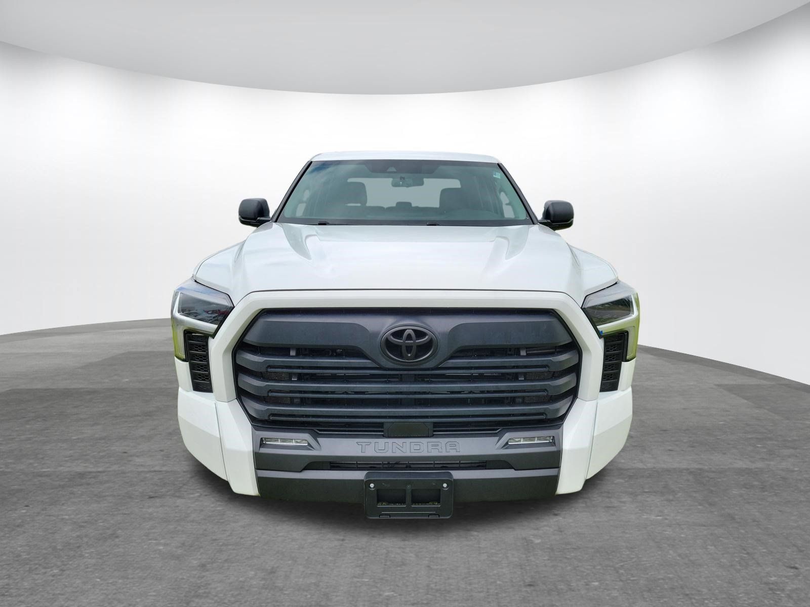 Used 2023 Toyota Tundra SR5 AWD/4WD image 2