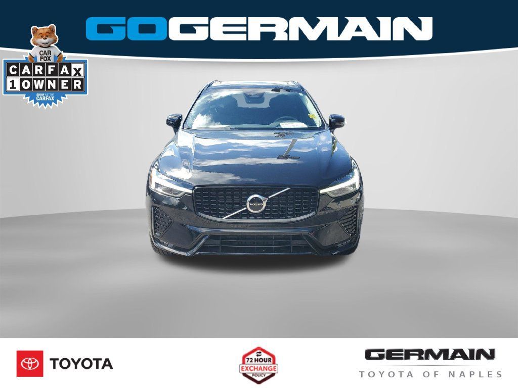 Used 2024 Volvo XC60 B5 Core w/ Protection Package Premier AWD/4WD image 2