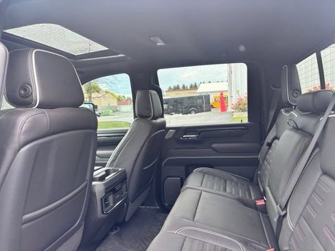 Used 2025 GMC Sierra 2500 AT4X w/ AT4X AEV Edition AWD/4WD image 10