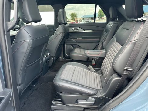 Used 2026 Ford Explorer ST-Line w/ ST-Line Street Pack AWD/4WD image 18