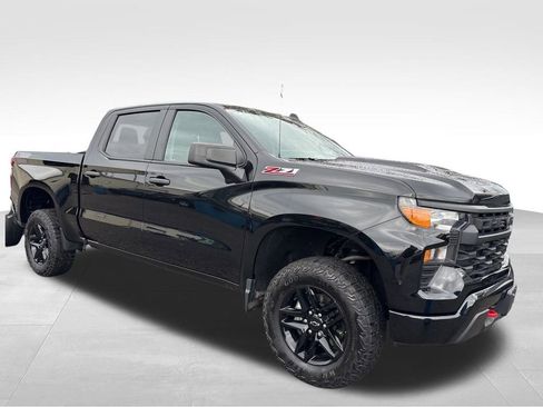 Used 2024 Chevrolet Silverado 1500 Custom Trail Boss image 3