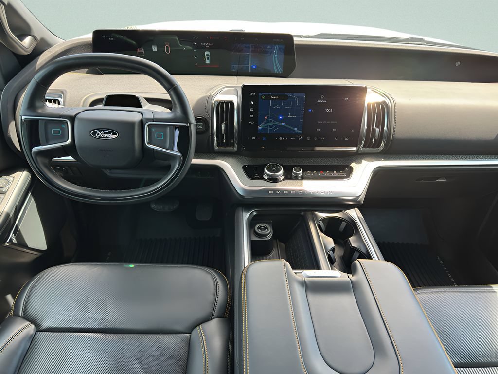 Used 2025 Ford Expedition Tremor AWD/4WD image 21