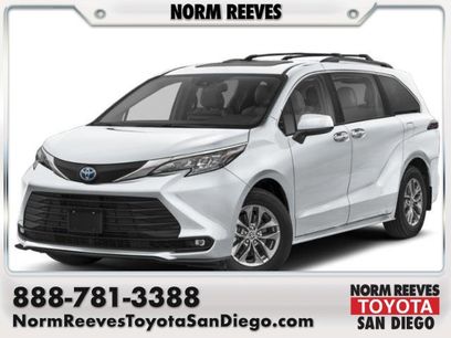Used 2025 Toyota Sienna XLE w/ XLE Plus Package
