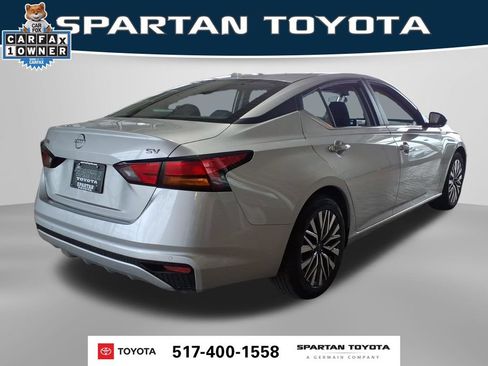Used 2024 Nissan Altima 2.5 SV FWD image 6