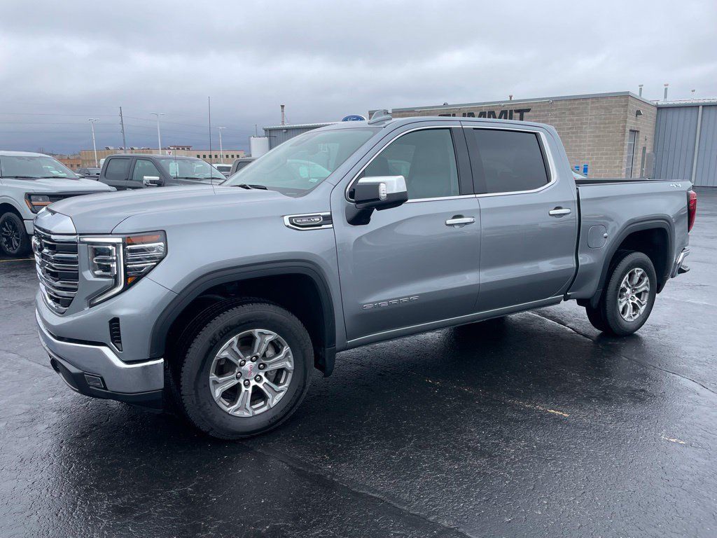 Used 2025 GMC Sierra 1500 SLT AWD/4WD image 6