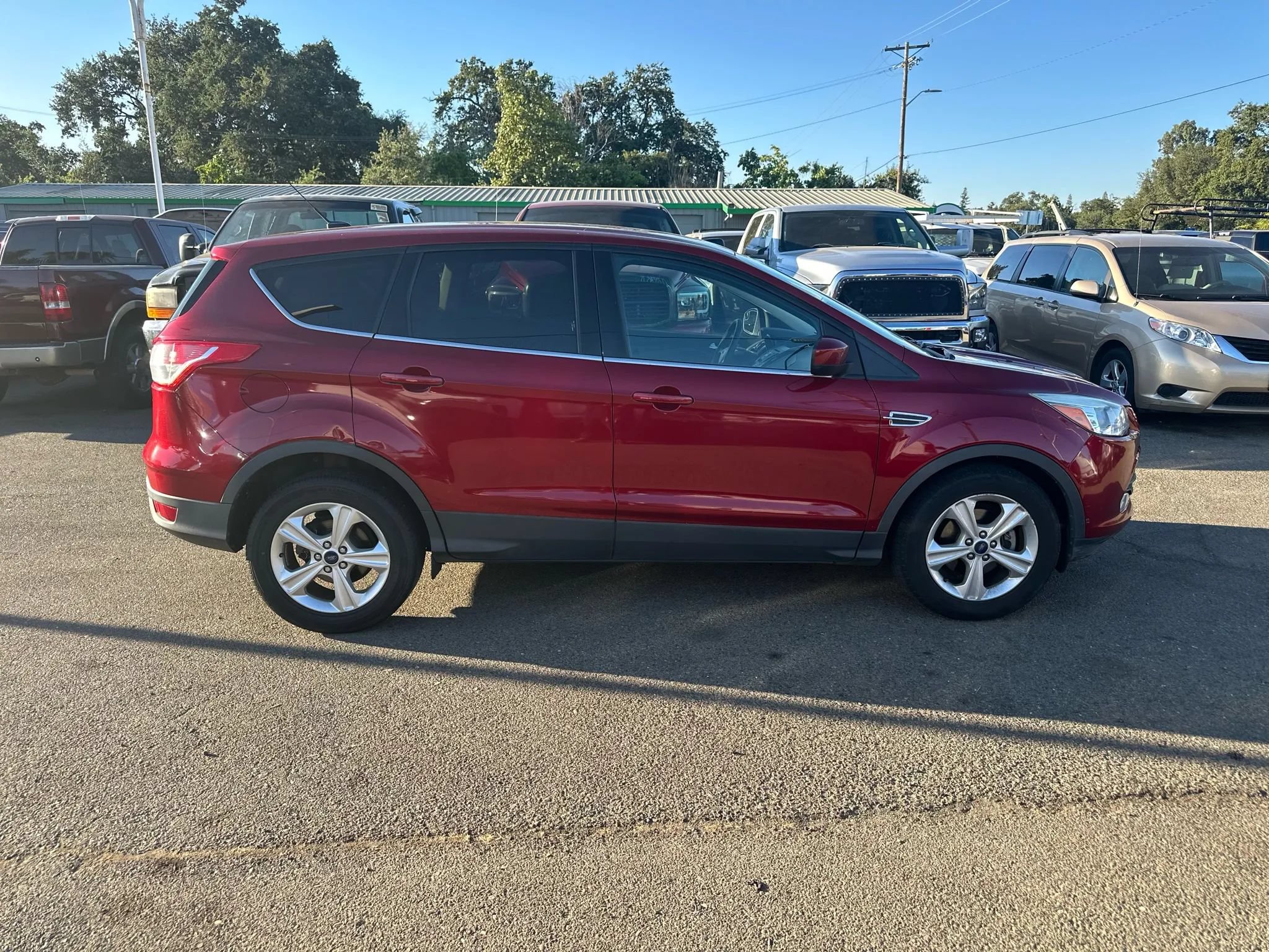 Used 2015 Ford Escape SE FWD image 4