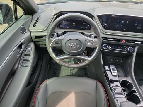 Used 2023 Hyundai Sonata SEL Plus FWD image 8