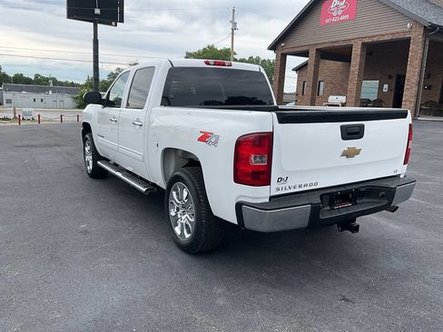 Used 2009 Chevrolet Silverado 1500 LT w/ Max Trailering Pack AWD/4WD image 3