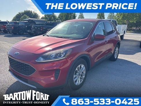 Used 2021 Ford Escape SE image 1