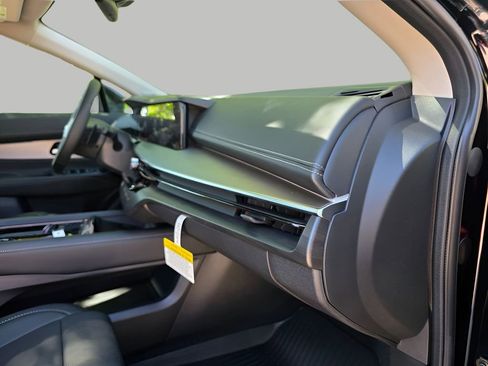 New 2026 Nissan Murano Platinum AWD/4WD image 15
