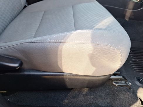 Used 2022 Toyota Tacoma SR image 32