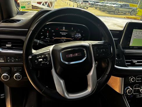 Used 2023 GMC Yukon XL SLT w/ SLT Premium Package RWD image 36