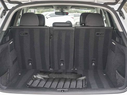 Used 2021 Audi Q5 Premium Plus w/ Premium Plus Package image 27