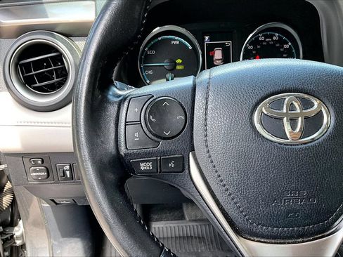 Used 2018 Toyota RAV4 Limited w/ Advanced Technology Package AWD/4WD image 10
