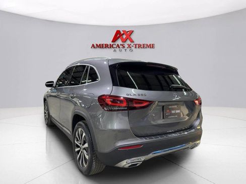 Used 2021 Mercedes-Benz GLA 250 4MATIC w/ Premium Package image 5