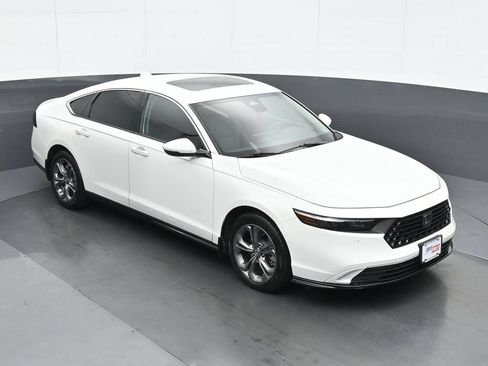 Used 2023 Honda Accord EX-L image 24