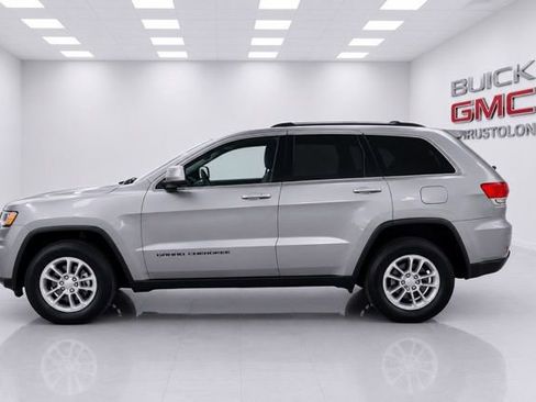 Used 2018 Jeep Grand Cherokee Laredo AWD/4WD image 6