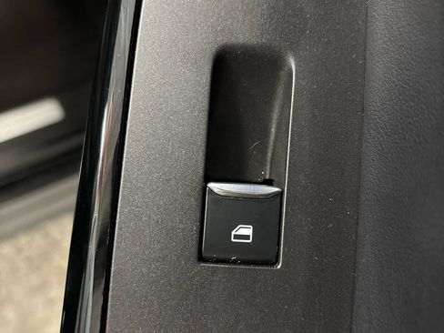 Used 2023 Ford Explorer ST-Line image 56