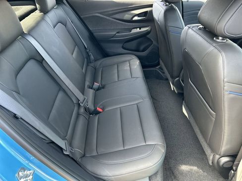 Used 2025 Buick Envista Sport Touring w/ Convenience I Package FWD image 27