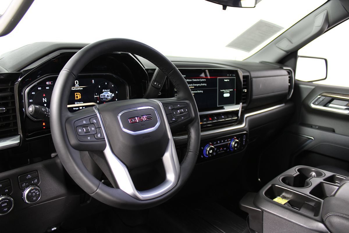 Used 2026 GMC Sierra 1500 Elevation w/ Elevation Select Package AWD/4WD image 16