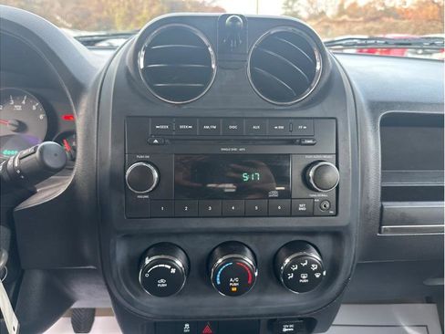 Used 2010 Jeep Patriot Sport image 15